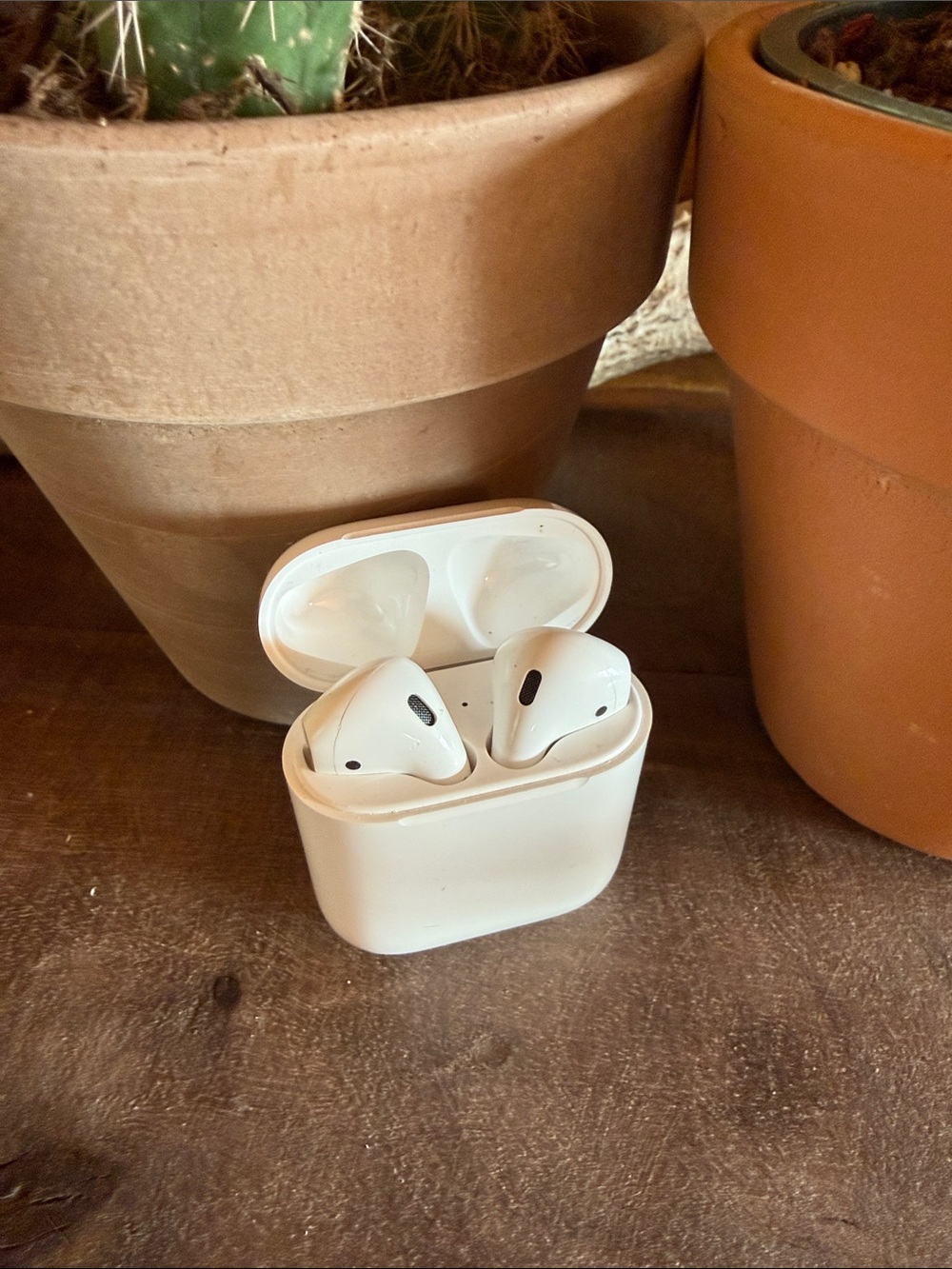 AirPods Wireless True Wireless Earbuds in White
